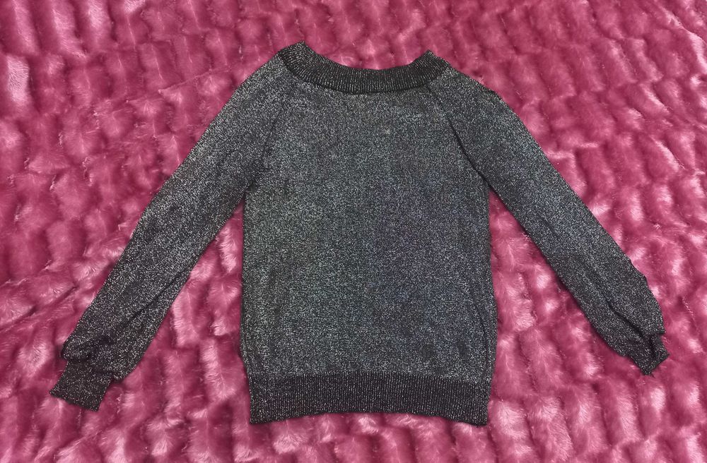 Нарядна блузка 44-46 розмір