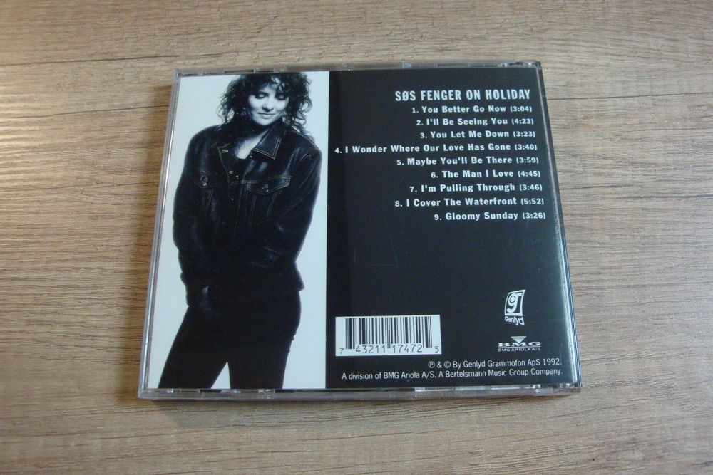 Sos Fenger – On Holiday