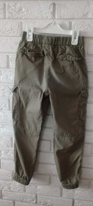 H&M spodnie dla chłopca r.134