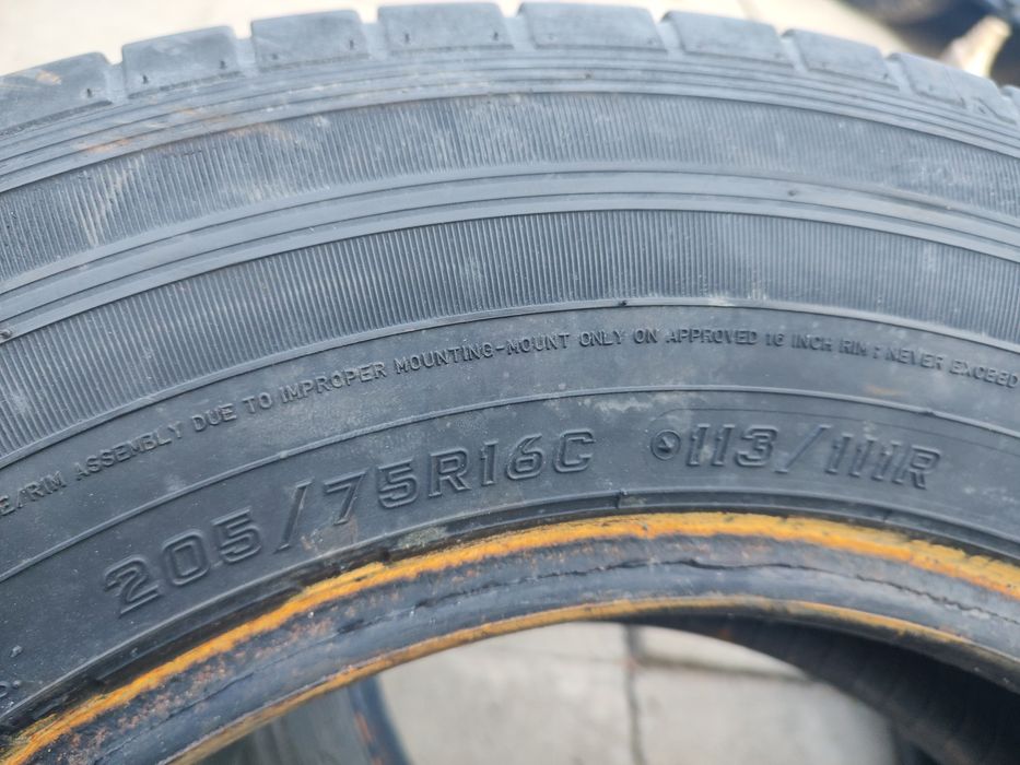 Opony Falken 205/75/16C 2 szt Lato