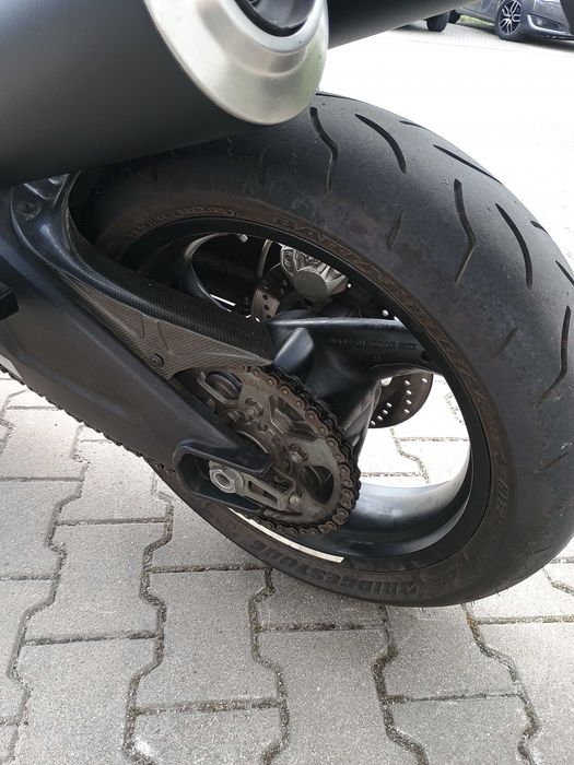 Ducati Monster 696