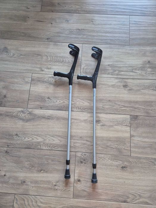 Kule ortopedyczne z regulacją odblaskiem do130kg