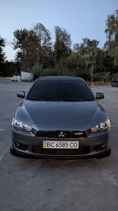 Mitsubishi Lancer 10