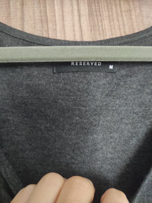 Bluzka z ozdobnymi rękawami