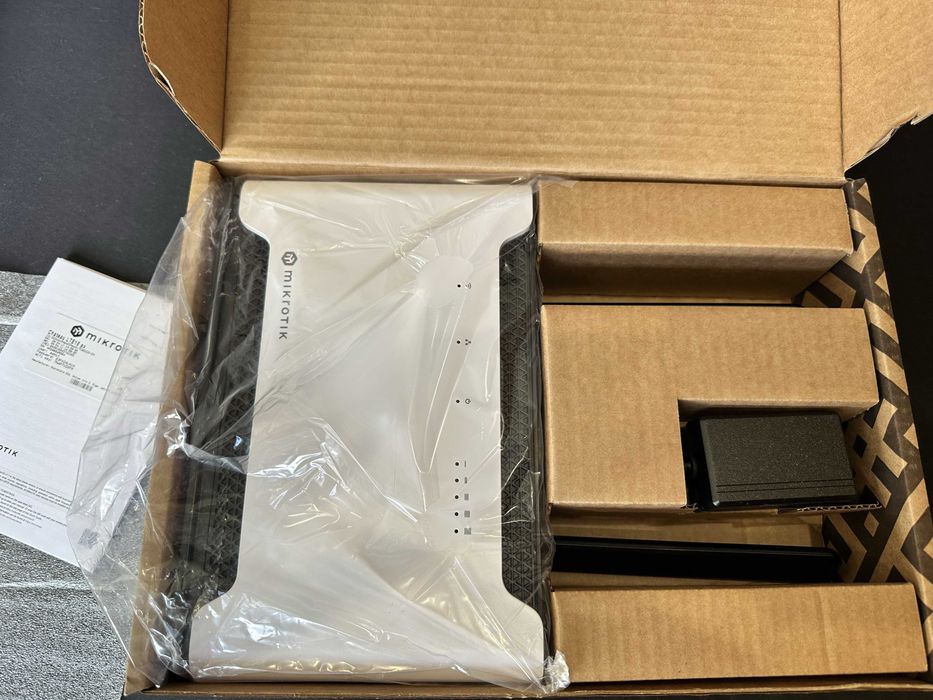 Wi-Fi роутер MikroTik Chateau LTE18 AX Wi-Fi 6 AX1800 4G LTE