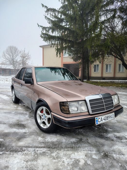 Продам Mercedes W124 3.0 дизель