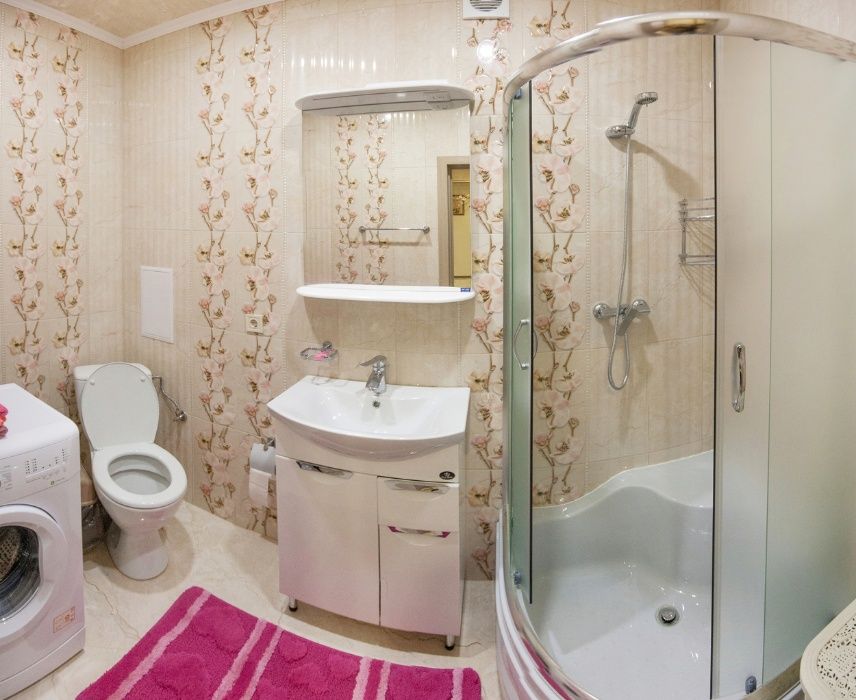 Вільна з 18.10 LUX 1 кім Бандери,35 Центр, вид на гори