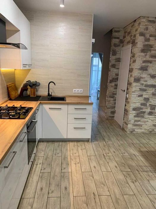Таунхаус 75 м² + мансарда 25 м² з газом і центральними комунікаціями | парк і вся інфраструктура поруч | компактний формат