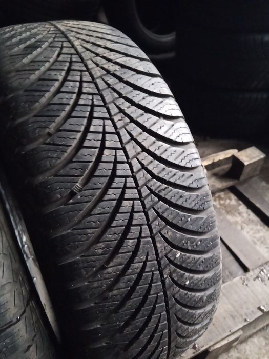 195.60.15 GoodYear 2шт БУ шини резина з Европи БВ склад Харків Шиномон