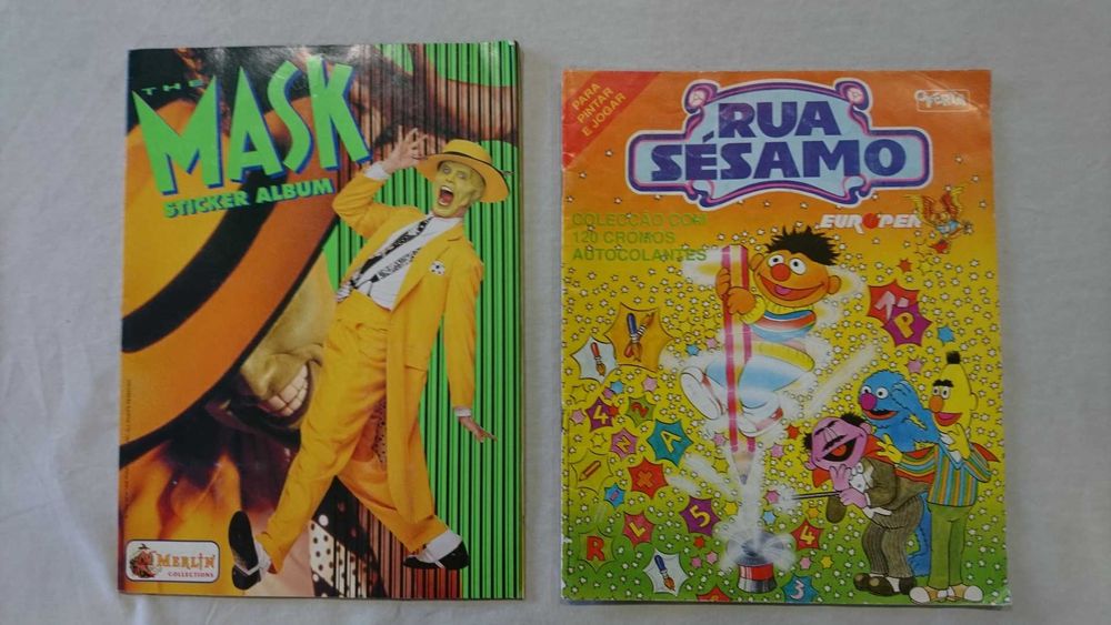 Cadernetas: Rei Leão; Mask; Cleópatra; Rua Sésamo