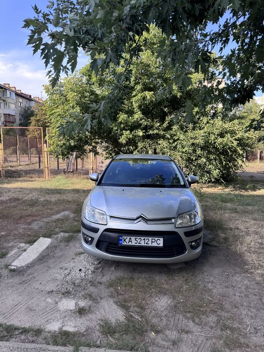 Продам Citroën C4 2010 року у сірому кольорі. Citroën C4 • 2010 • 1.6 бензин • автомат • 110 к.с.