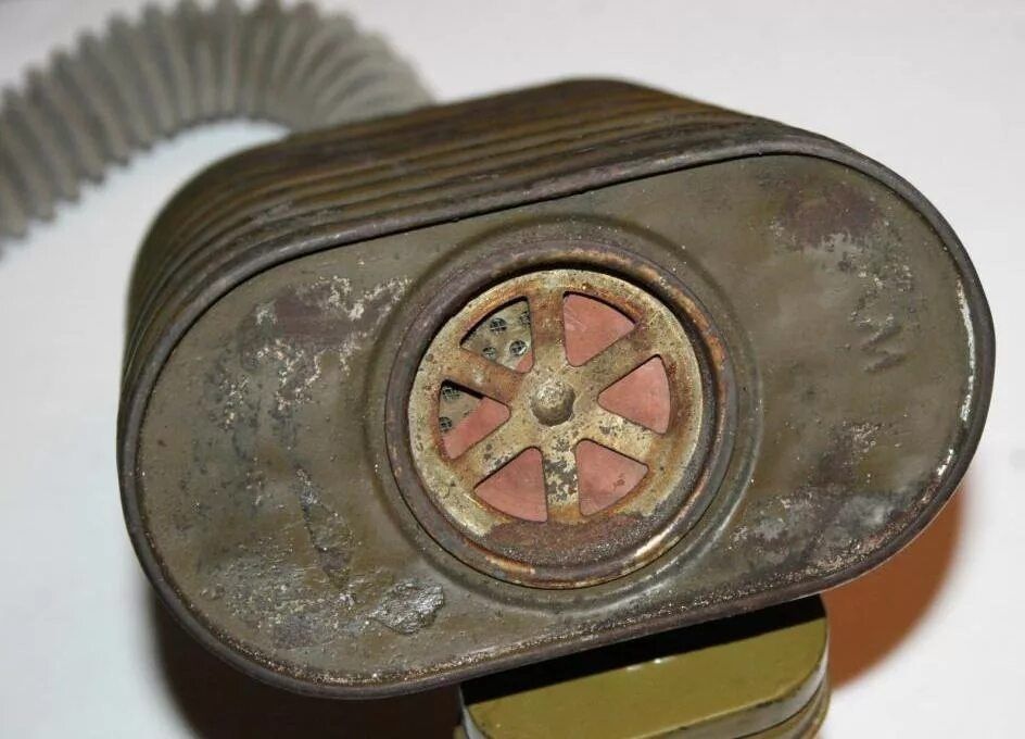 Противогаз советский ЦЕНА ДОГОВОРНАЯ