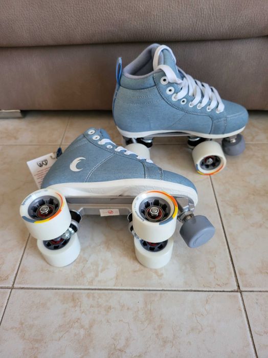 Patins 4 Rodas nº 39 _ NOVOS