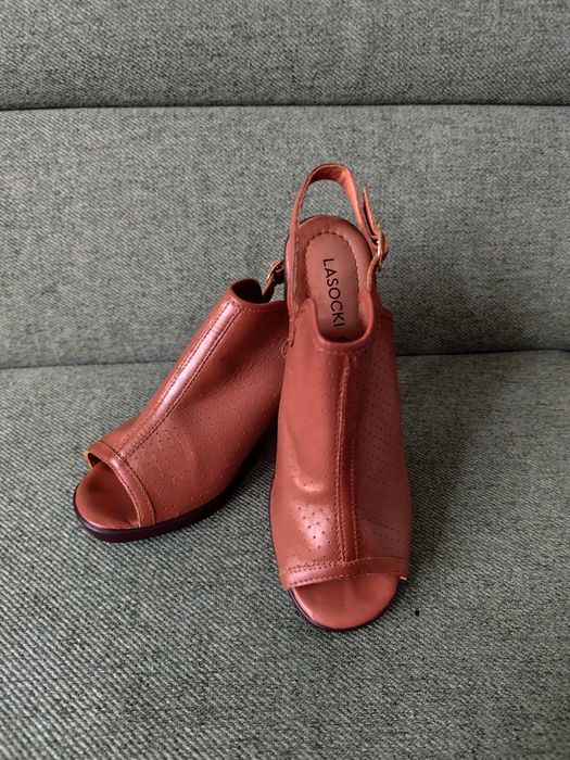 Lasocki sandały Camel stan bardzo dobry 38 otwarty nosek