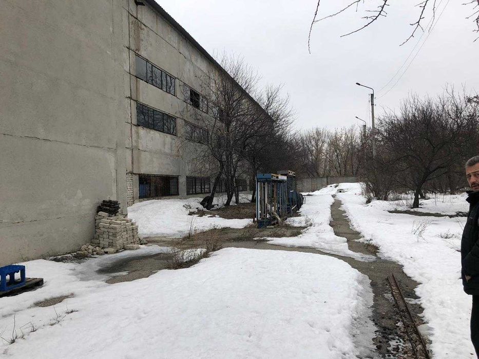 Продаж виробничого приміщення, поблизу метро Левада
