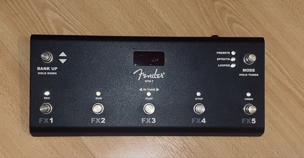 Amplificador Fender Mustang GTX100