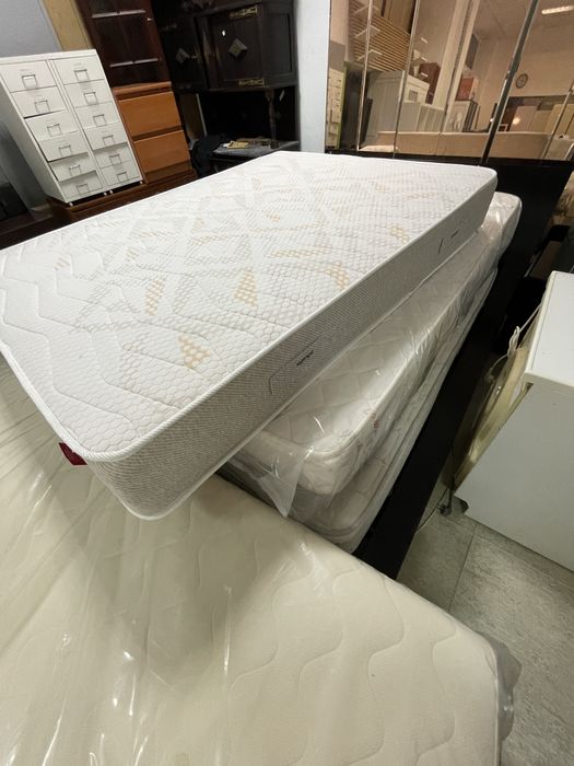 Colchoes Casal e Solteiro