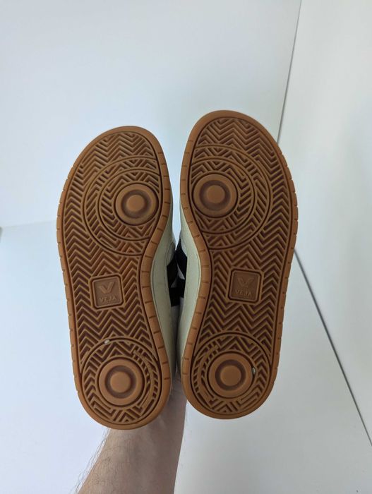 шкіряні кросівки Veja