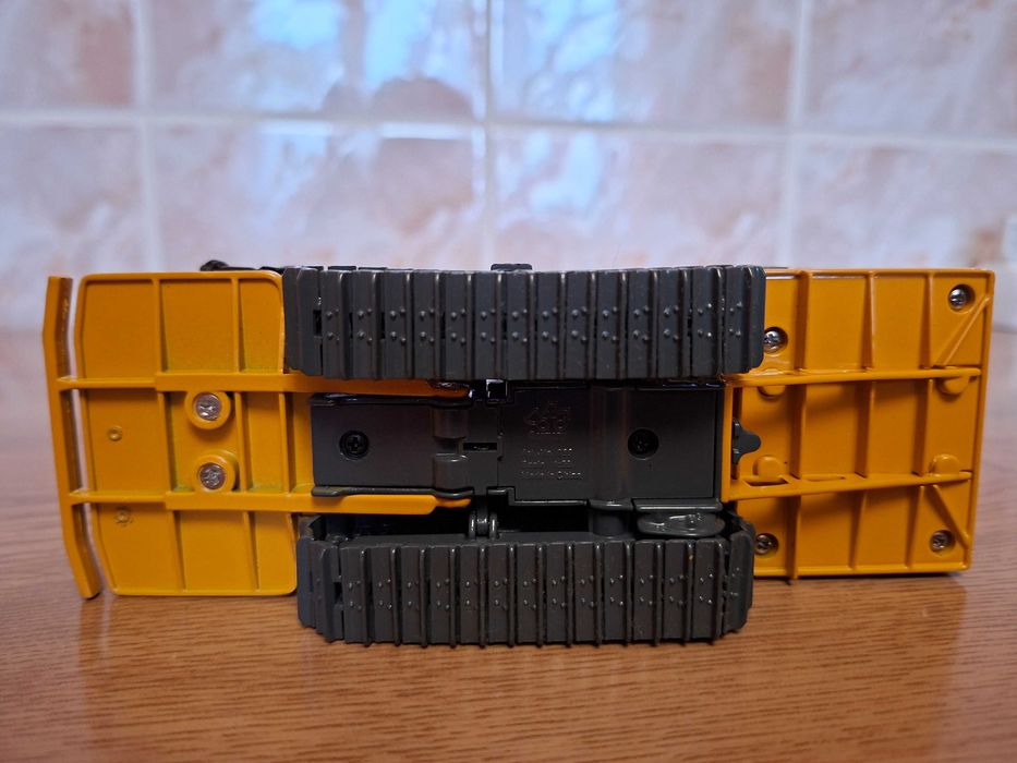 Model LIEBHERR SR 714 welding tractor /1:50 NZG