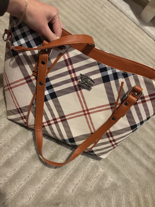 Torebka burberry w klasyczną kratę