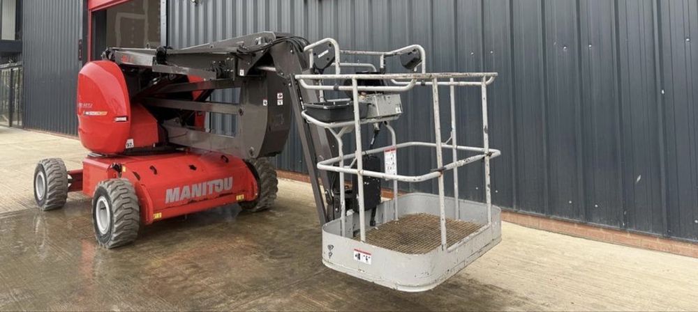 Колінчастий підйомник  Manitou 150 AETJL Bi-Energy