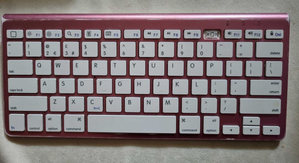 бездротова Bluetooth-клавіатура OMOTON KB088