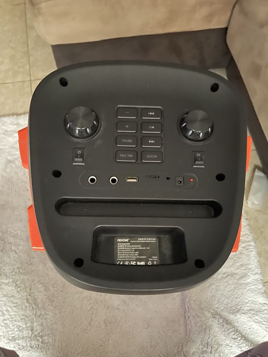 Coluna wekome com leds