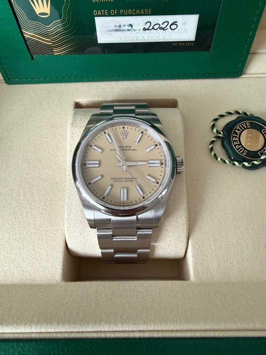 Rolex Oyster Perpetual 41 - beżowy
