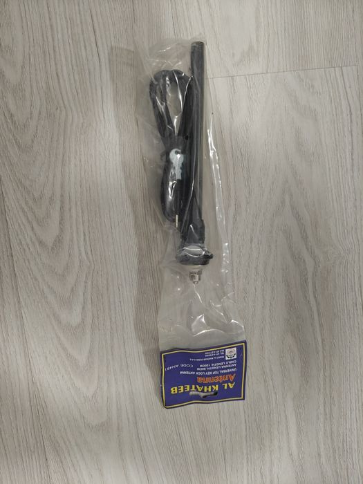 Автомобільна антенна