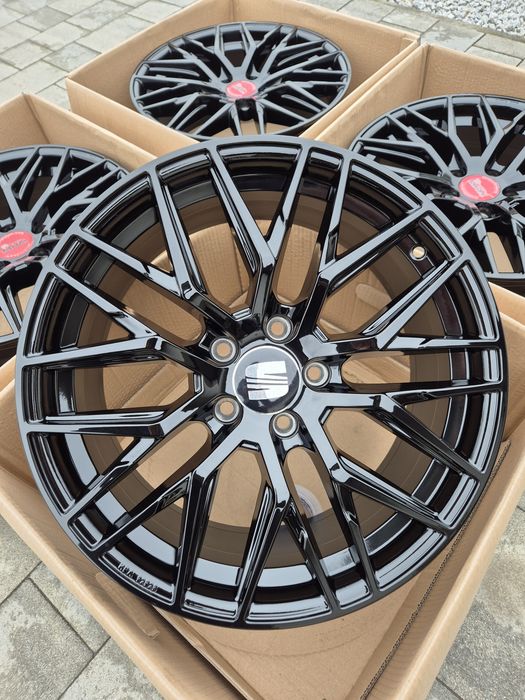 Felgi 18" 5x112 VW Audi BMW Mercedes Skoda Mini Cupra MG TPMS Czarne Nowe | #RS4