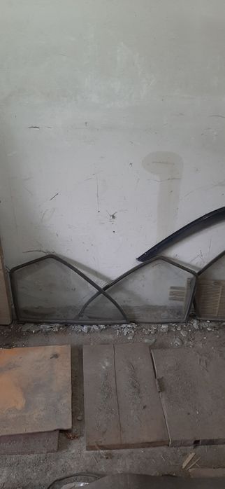 Продам стекла дверей на Газель, Соболь