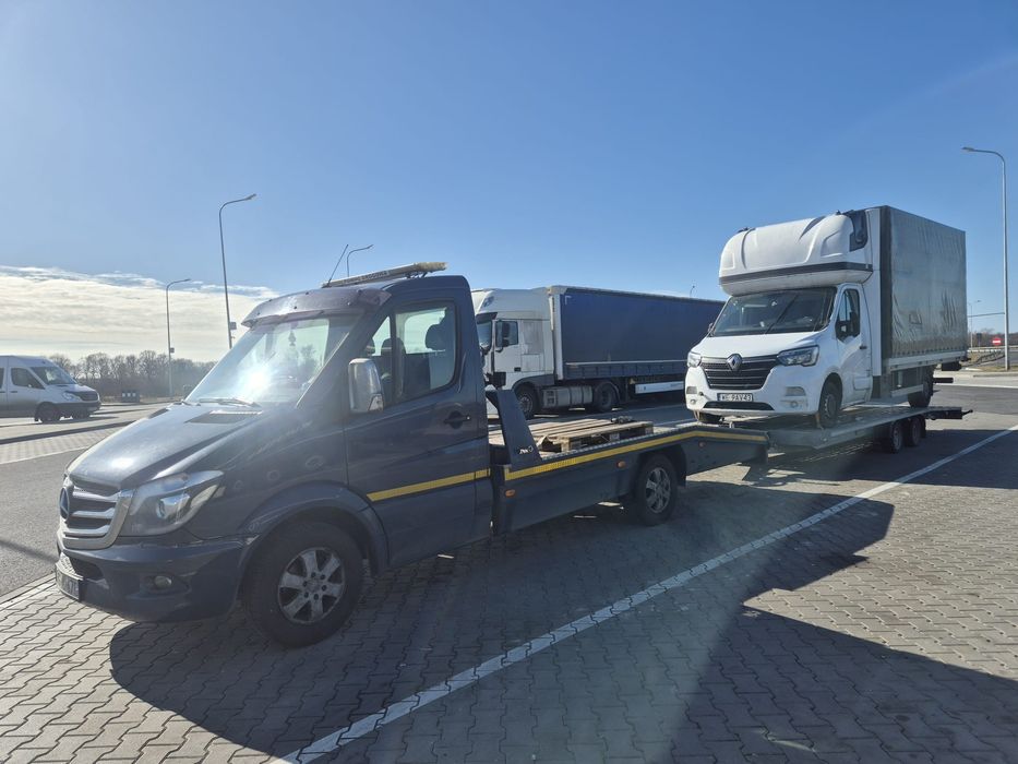 Auto Pomoc Laweta Autolaweta Holowane