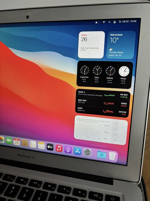 Mac Book Air 13 inch 1.4Ghz intel Core i5 250GB