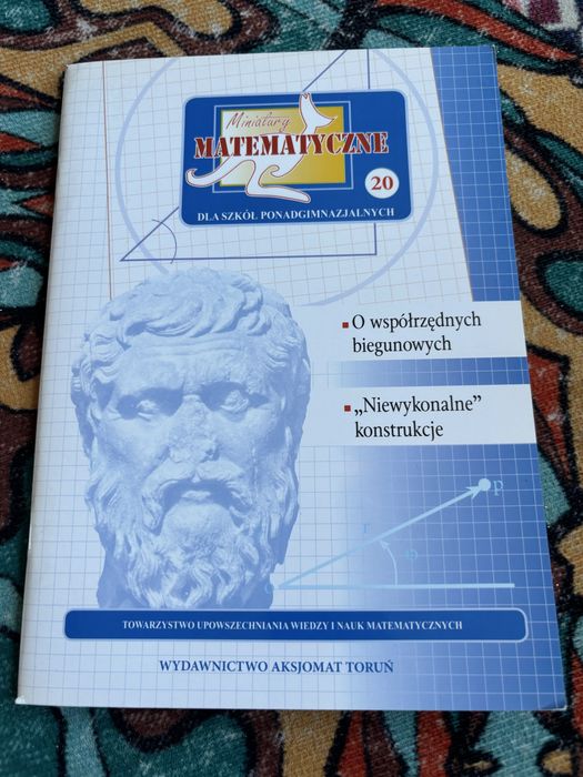 Jak nowa ksiazka Miniatury matematyczne O wspolrzednych niewykonalne