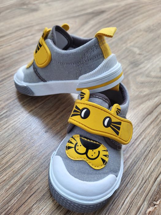 Buty Trampki SMYK r.20