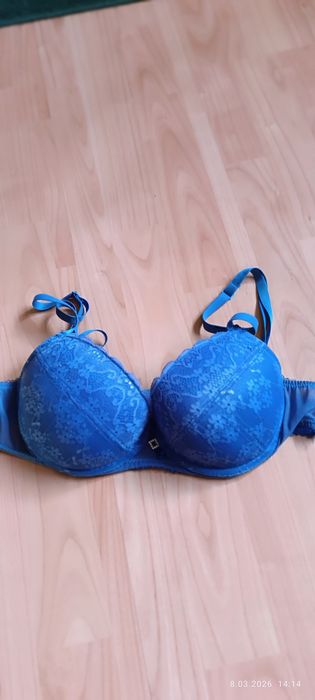 Biustonosz usztywniany Vivance push up