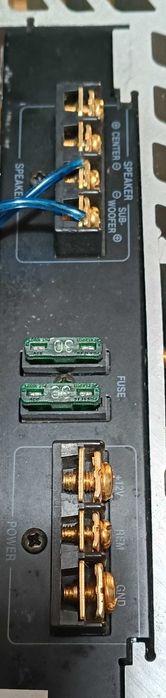 Skrzynia basowa Blaupunkt + AudioBank Ultimate Audio Force