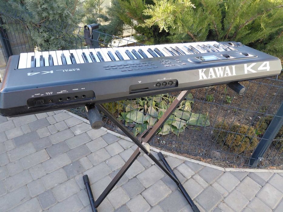 Синтезатор Kawai K4 профес-ный digital synthesizer/ MIDI / Япония