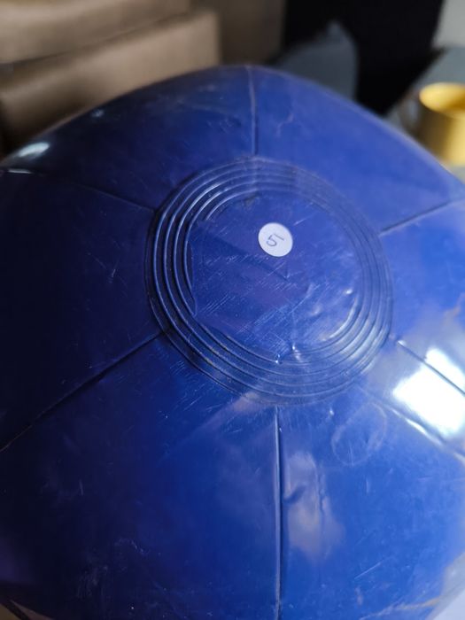 Bola insuflável NIVEA
Bola insuflável com a marca NIVEA.

- Cor azul.