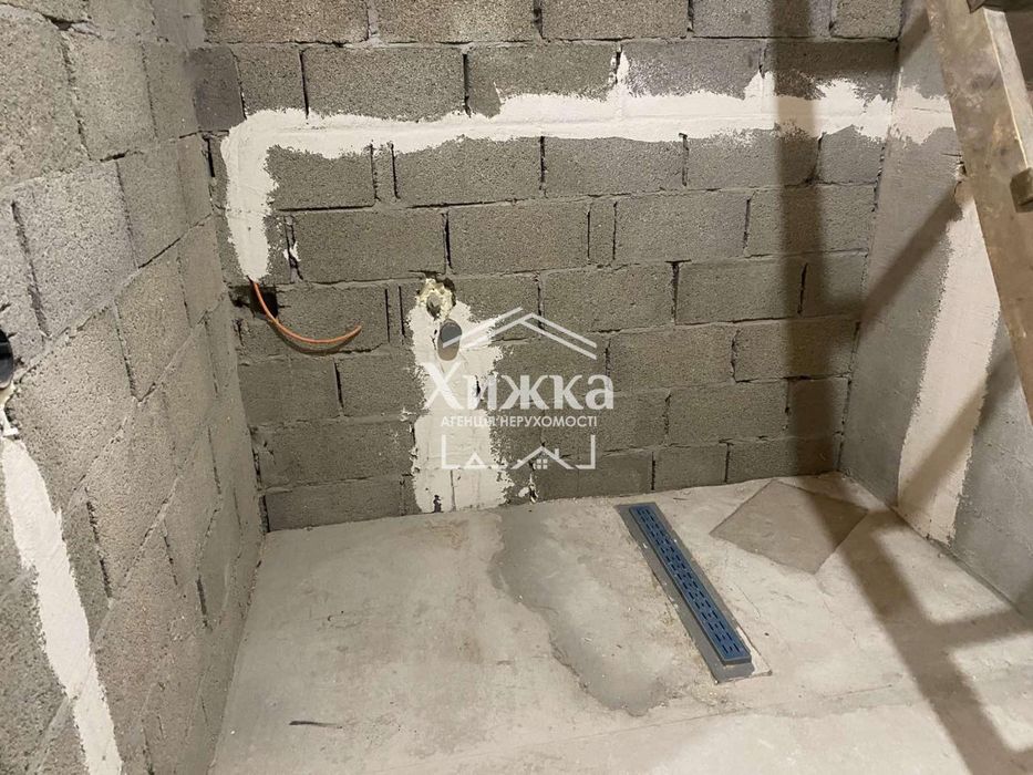 Продається будинок клубного типу у м. Хуст