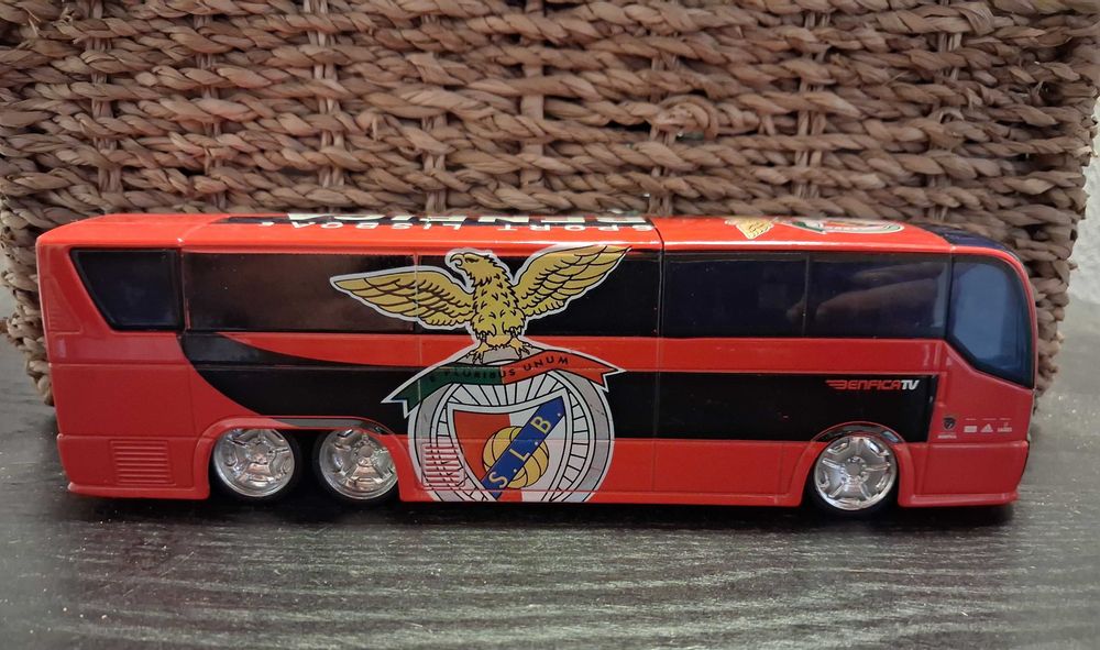 Autocarro Sport Lisboa e Benfica