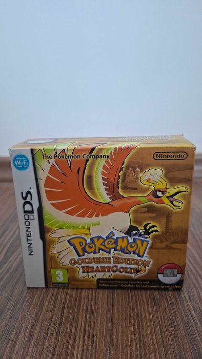 Konsola Nintendo 2DS przeźroczysty czerwony + gra HeartGold Złota Edyc