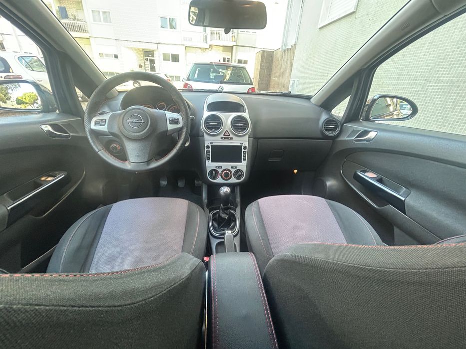 Opel corsa Black Edition 1.3 CDTI
