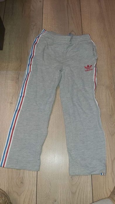 Spodnie adidas 104