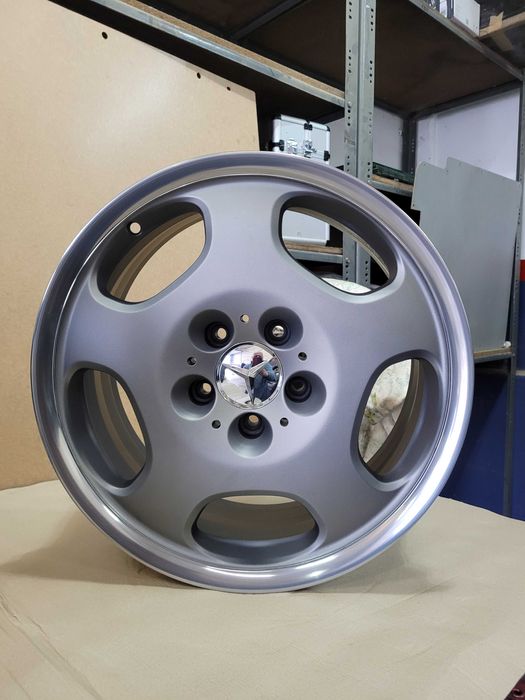 Oryginalne MERCEDES MEKAB 7,5J 17" 5X112 ET 37 polerowany rant