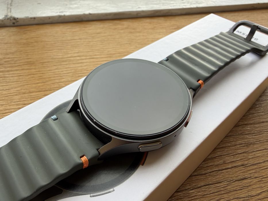 SAMSUNG Galaxy Watch 7