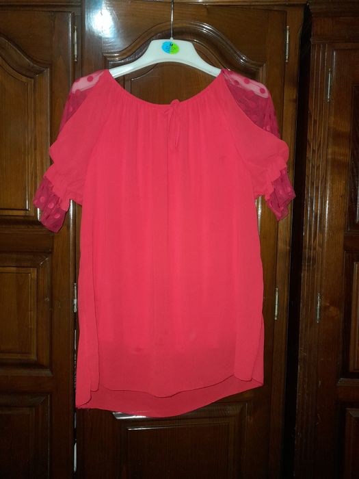 Camisola vermelha de mulher