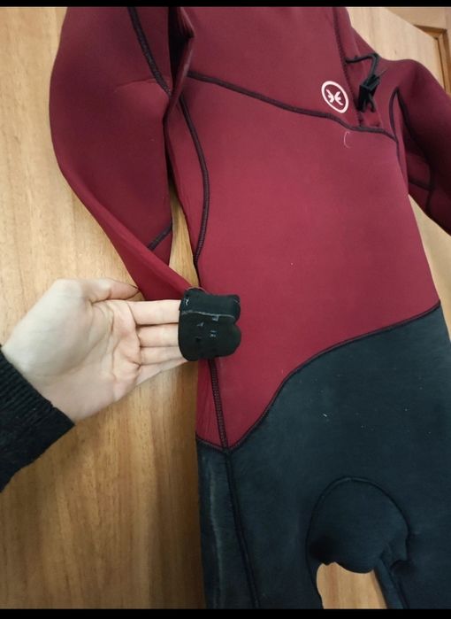 Fato De Surf Mulher Premium 4/3 Zipperless Bordeaux e preto