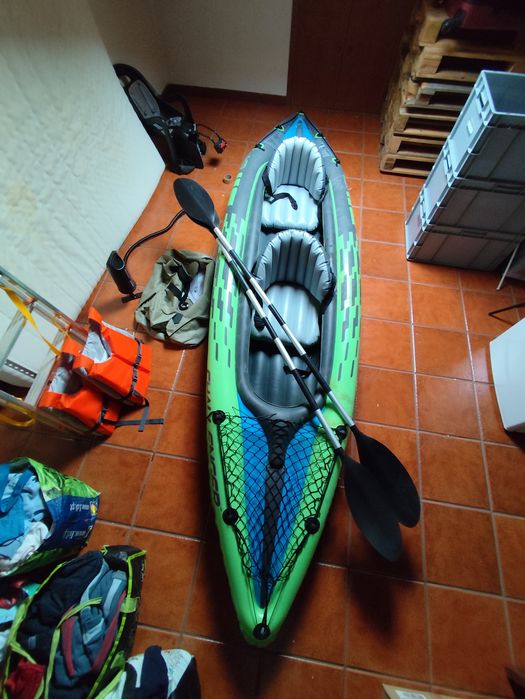 Caiaque c/ coletes