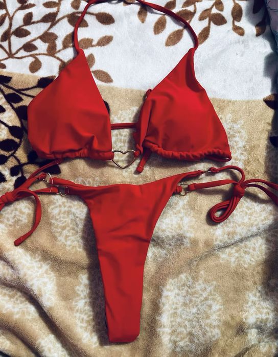 Міні бікіні стиль бразіліан стрінги червоні модель 2025 купальник жіно